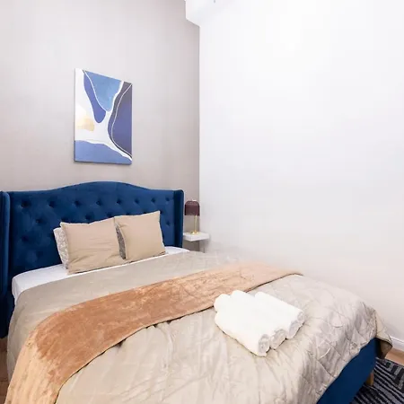 Lejlighed Luxurious Grand W/ 3bedrm 2bathrm Budapest
