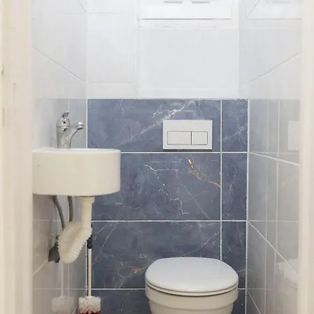 Apartamento Luxurious Grand W/ 3bedrm 2bathrm