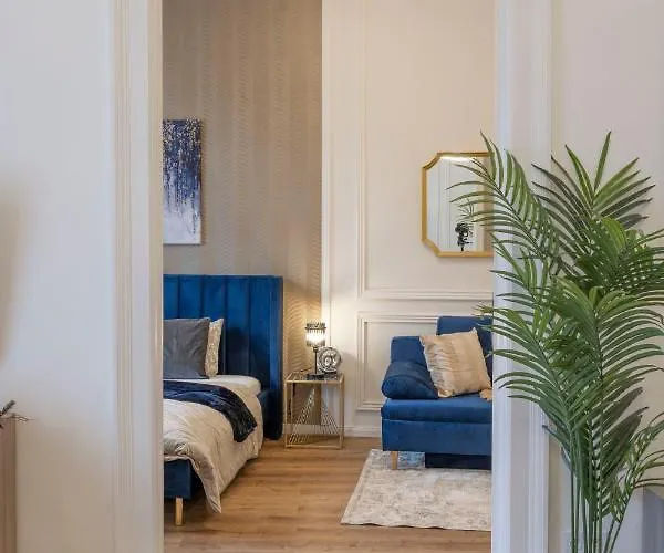 Luxurious Grand W/ 3bedrm 2bathrm 부다페스트